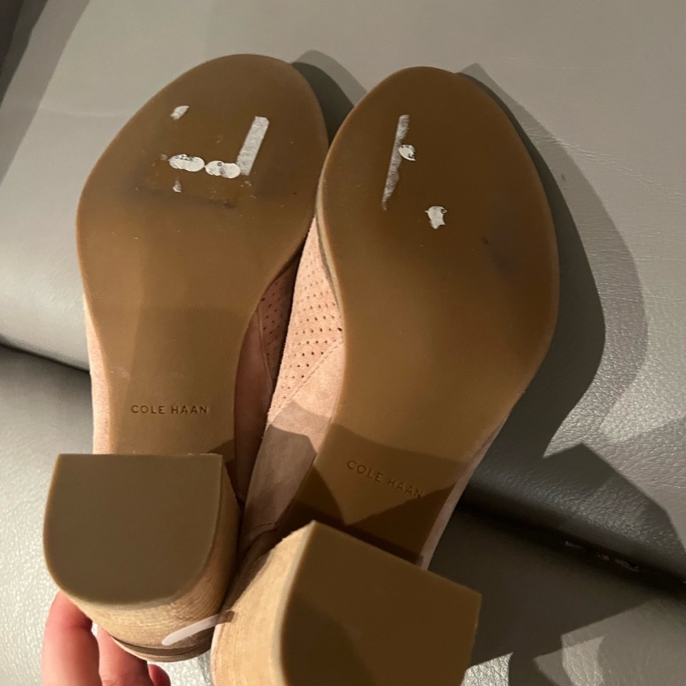 Cole Haan Grand OS size 6 - Picture 4 of 5